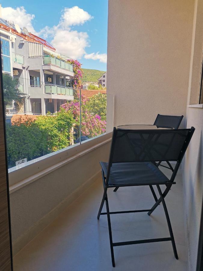 Apartments Lora Zmajeva, 7 บุดวา ภายนอก รูปภาพ