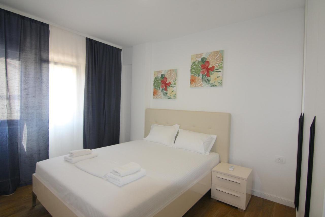 Apartments Lora Zmajeva, 7 บุดวา ภายนอก รูปภาพ