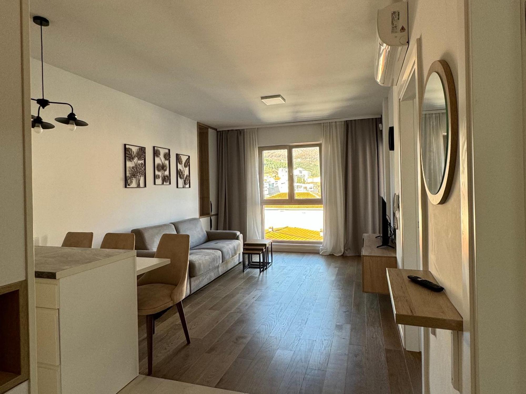 Apartments Lora Zmajeva, 7 บุดวา ภายนอก รูปภาพ
